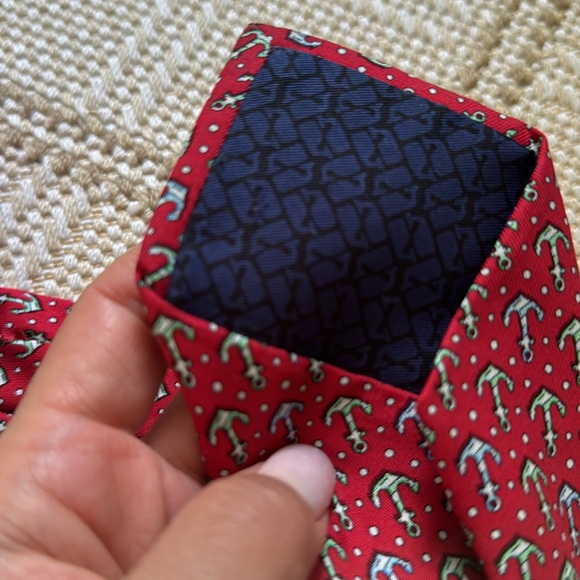 Vineyard Vines, red anchor tie, 52inches, youth tie - Picture 4 of 4